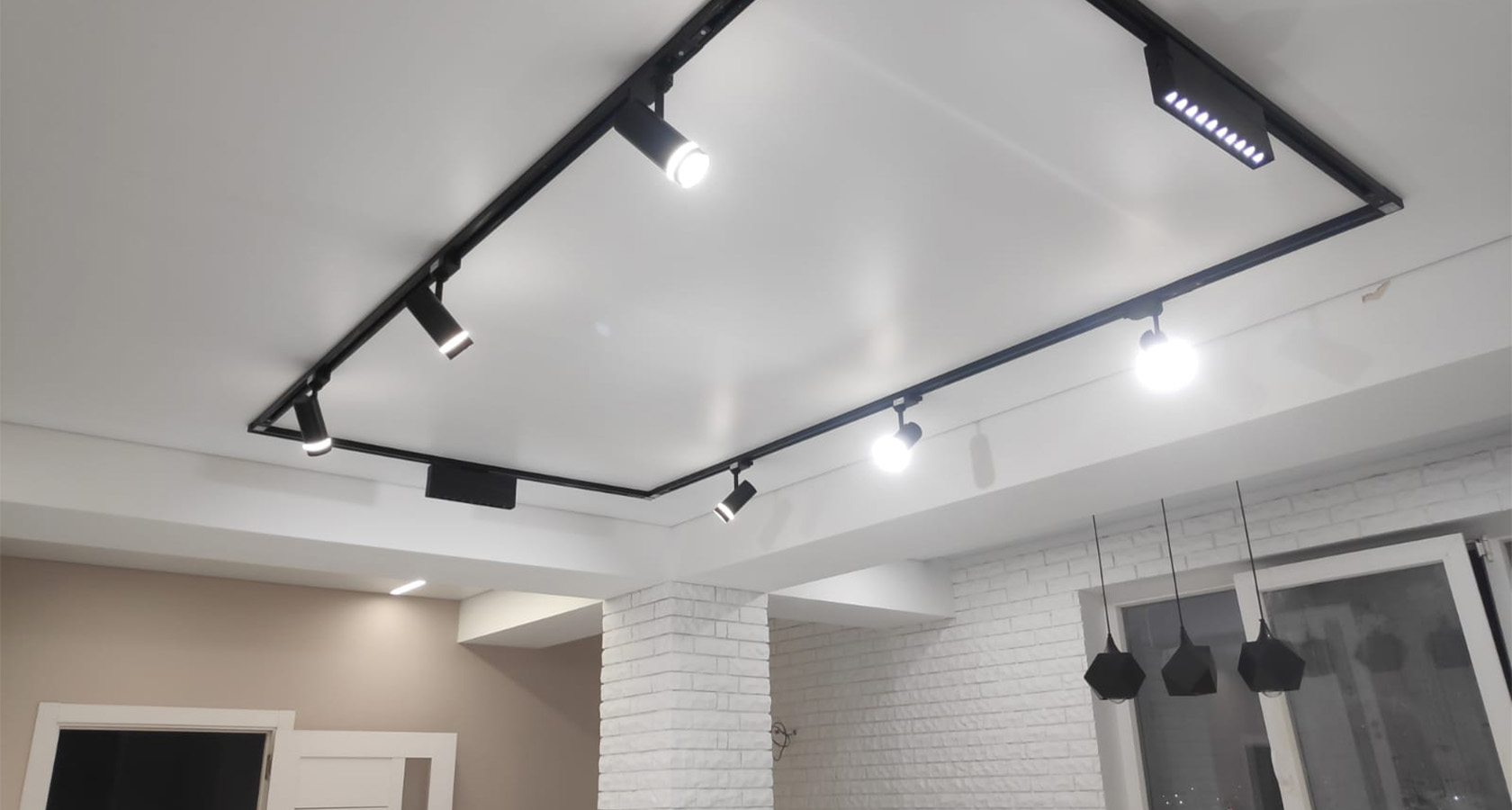 Galerie imagini